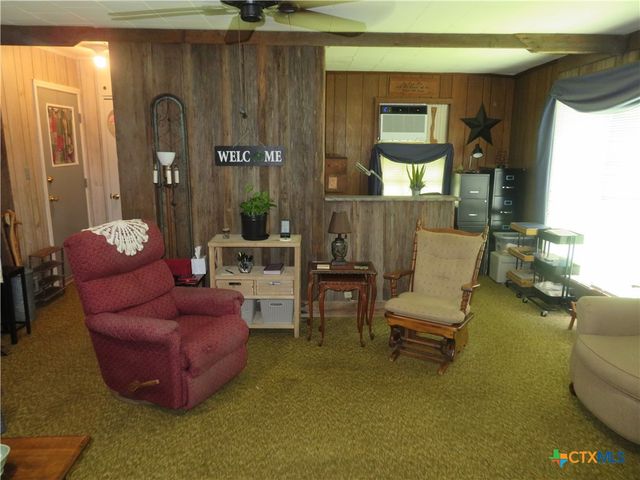 206 S Allen, Edna, TX 77957