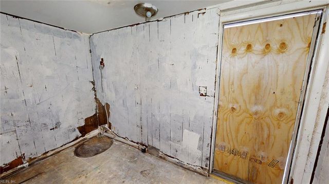 1318 18th ST, Chesapeake, VA 23324