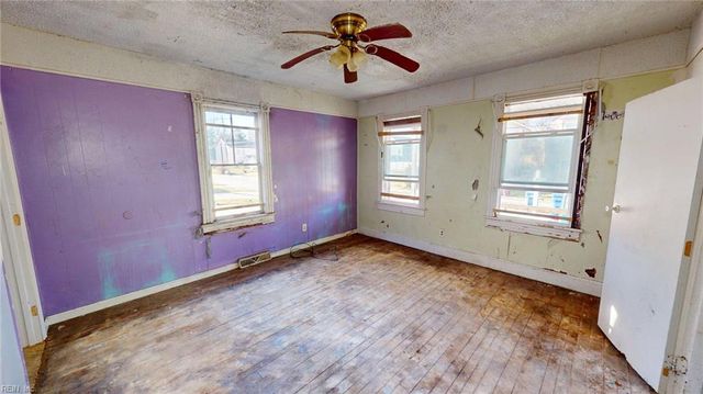 1318 18th ST, Chesapeake, VA 23324