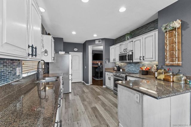 31692 Pompei, Winchester, CA 92596