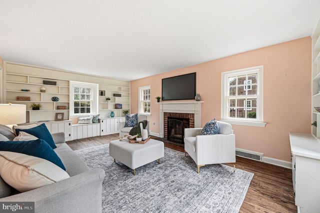 218 VASSAR AVE, Swarthmore, PA 19081