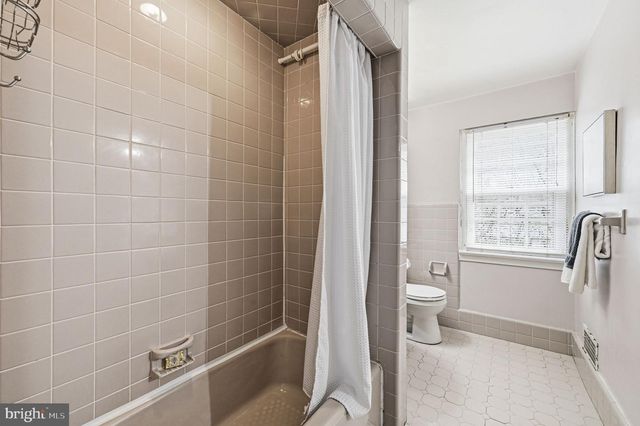 218 VASSAR AVE, Swarthmore, PA 19081