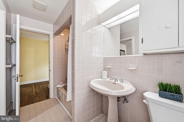 218 VASSAR AVE, Swarthmore, PA 19081