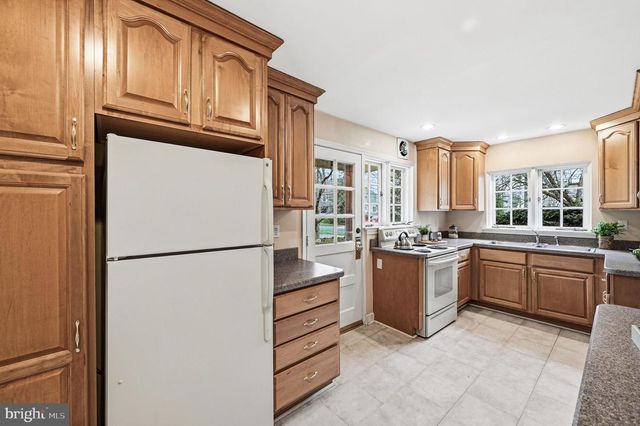 218 VASSAR AVE, Swarthmore, PA 19081