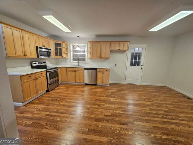 162 Orchard Circle, Commerce, GA 30529