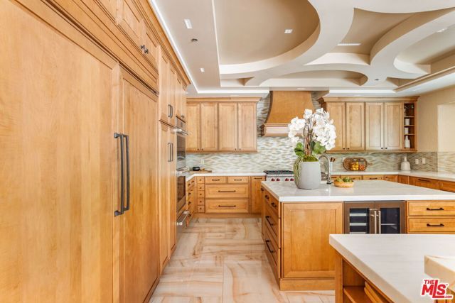 2468 Coldwater Canyon Drive, Beverly Hills, CA 90210