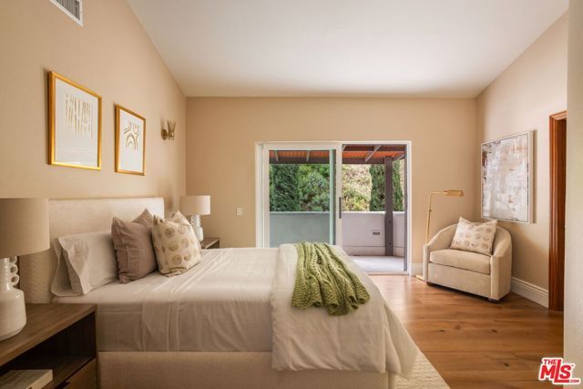 2468 Coldwater Canyon Drive, Beverly Hills, CA 90210