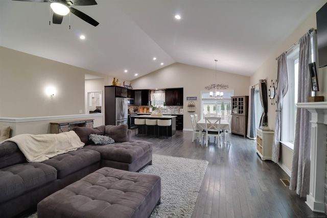 450 Pheasant Ridge Court, Ortonville, MI 48462