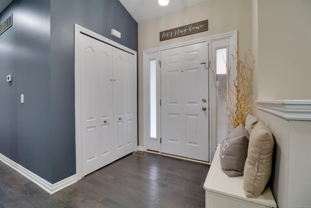 450 Pheasant Ridge Court, Ortonville, MI 48462