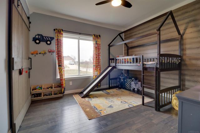 450 Pheasant Ridge Court, Ortonville, MI 48462