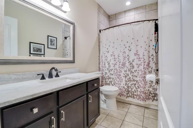 450 Pheasant Ridge Court, Ortonville, MI 48462