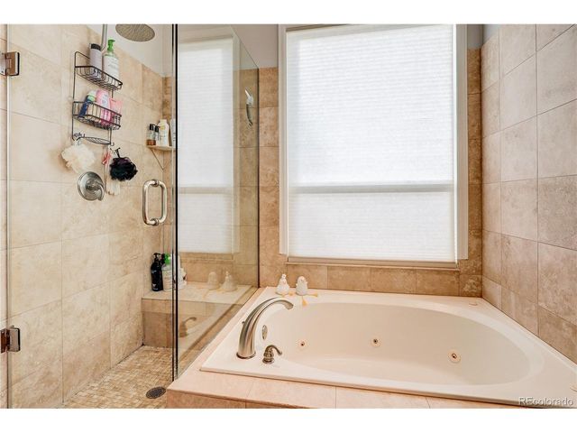 2946 S Devinney Ct, Lakewood, CO 80228