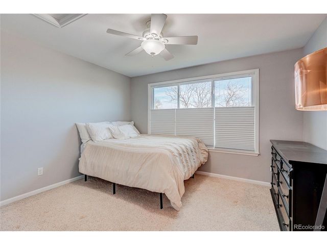 2946 S Devinney Ct, Lakewood, CO 80228