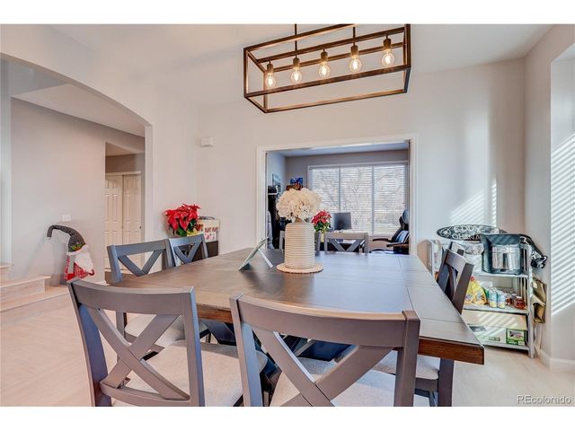 2946 S Devinney Ct, Lakewood, CO 80228