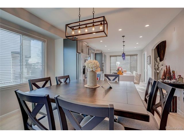 2946 S Devinney Ct, Lakewood, CO 80228