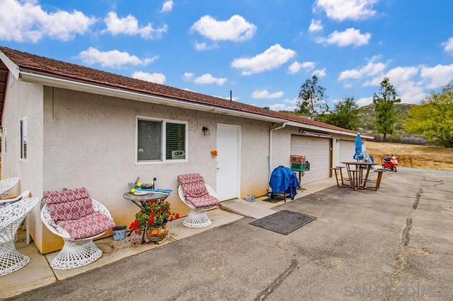 1478 Peutz Valley Rd, Alpine, CA 91901