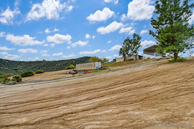 1478 Peutz Valley Rd, Alpine, CA 91901