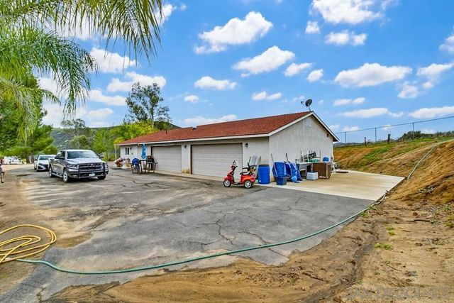 1478 Peutz Valley Rd, Alpine, CA 91901