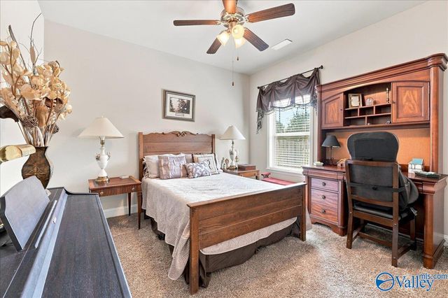 31 Crimson Cloud SW, Huntsville, AL 35824