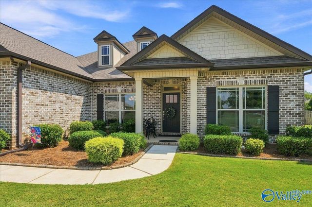31 Crimson Cloud SW, Huntsville, AL 35824