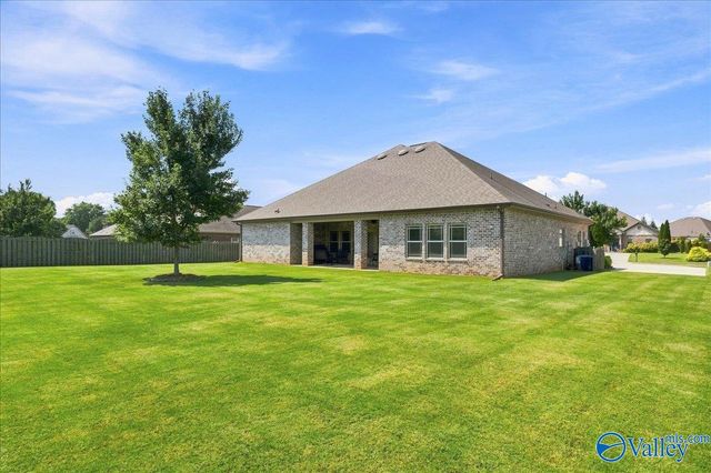 31 Crimson Cloud SW, Huntsville, AL 35824