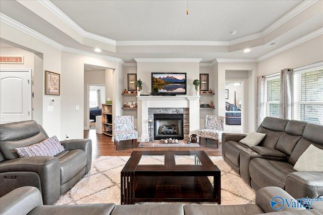 31 Crimson Cloud SW, Huntsville, AL 35824