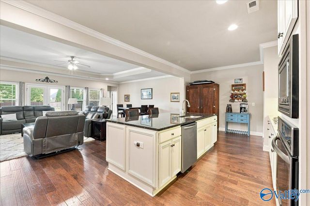 31 Crimson Cloud SW, Huntsville, AL 35824