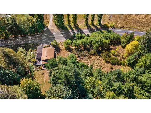 64086 NEHALEM Hwy, Vernonia, OR 97064