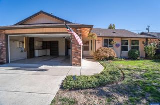 1742 Raywanda Ct NE, Salem, OR 97301