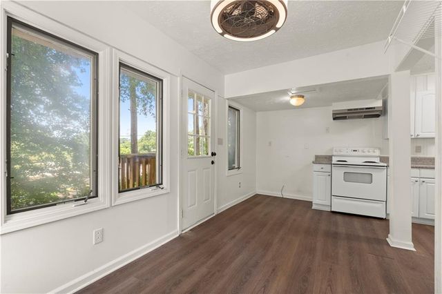 220 Woods Drive NE, Marietta, GA 30060