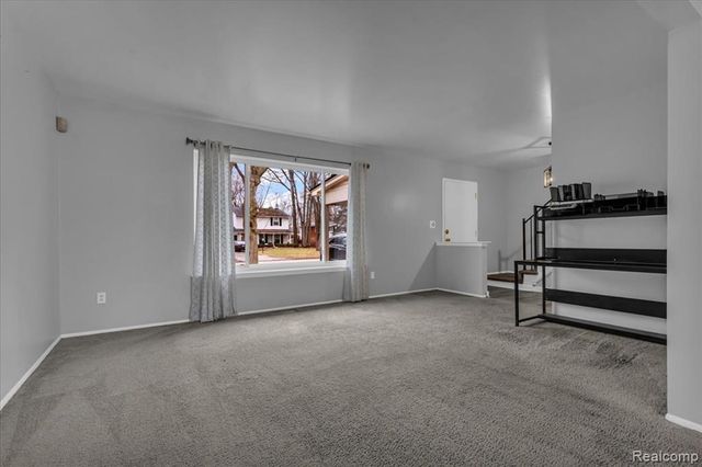 29798 Spring Hill Drive, Southfield, MI 48076