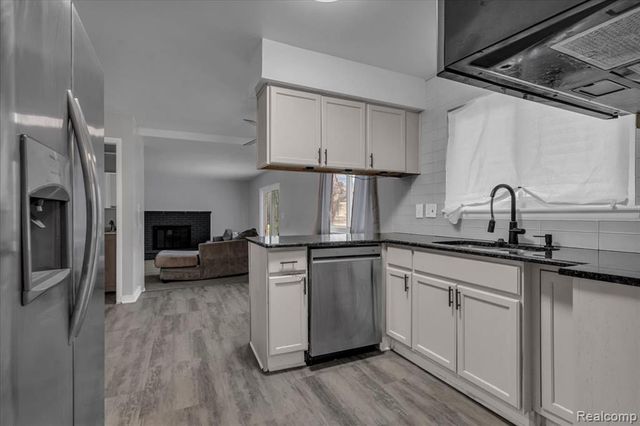 29798 Spring Hill Drive, Southfield, MI 48076