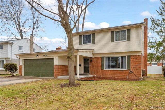 29798 Spring Hill Drive, Southfield, MI 48076