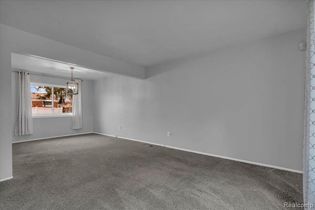 29798 Spring Hill Drive, Southfield, MI 48076