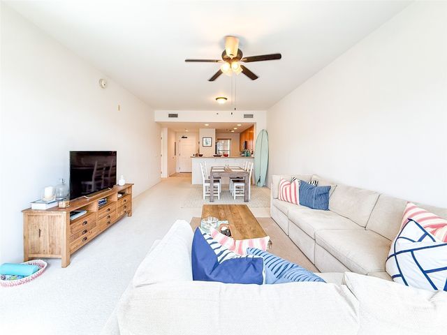 520 Lunalilo Home Road 6309, Honolulu, HI 96825