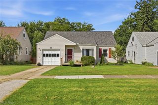 27850 Knickerbocker Road, Bay Village, OH 44140