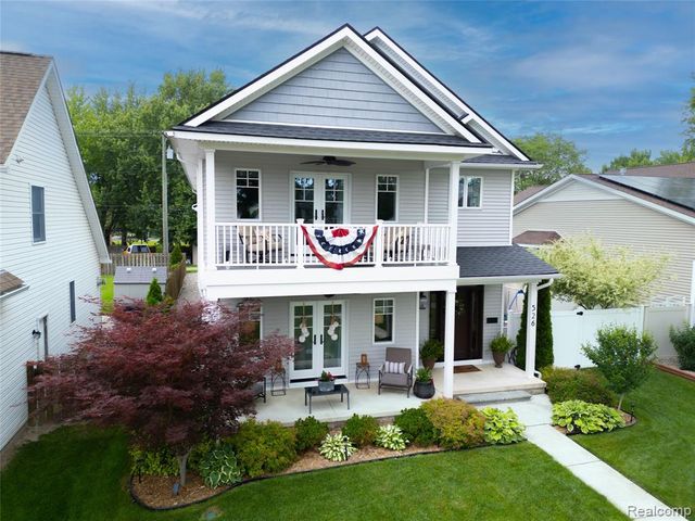 526 Plum Street, Wyandotte, MI 48192