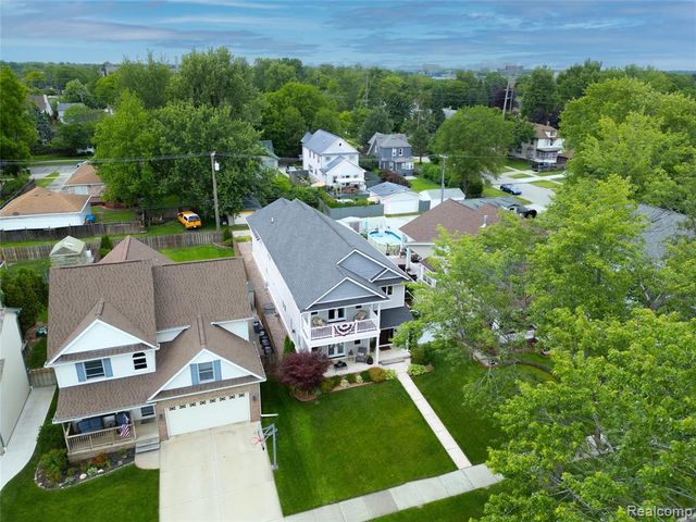 526 Plum Street, Wyandotte, MI 48192