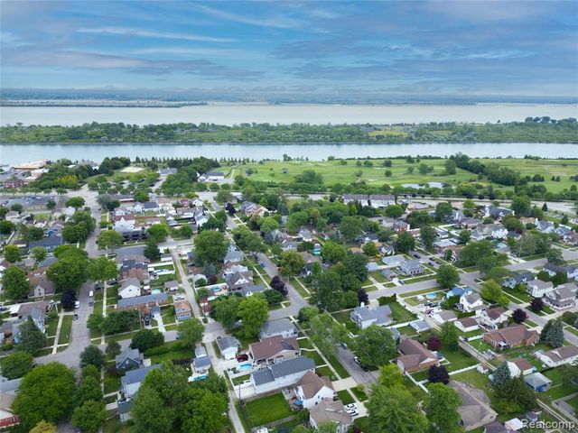 526 Plum Street, Wyandotte, MI 48192