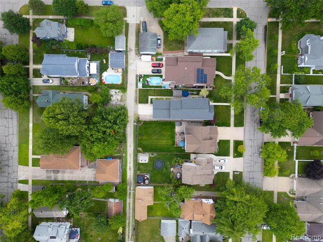 526 Plum Street, Wyandotte, MI 48192