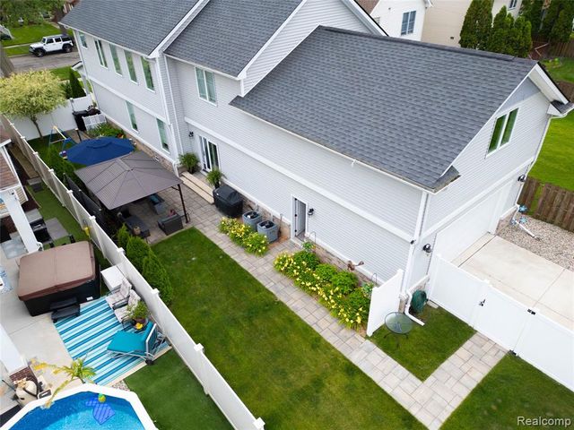 526 Plum Street, Wyandotte, MI 48192