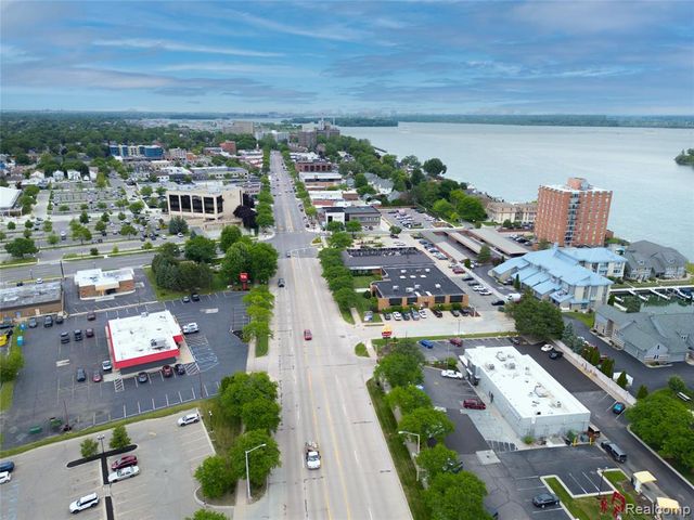 526 Plum Street, Wyandotte, MI 48192