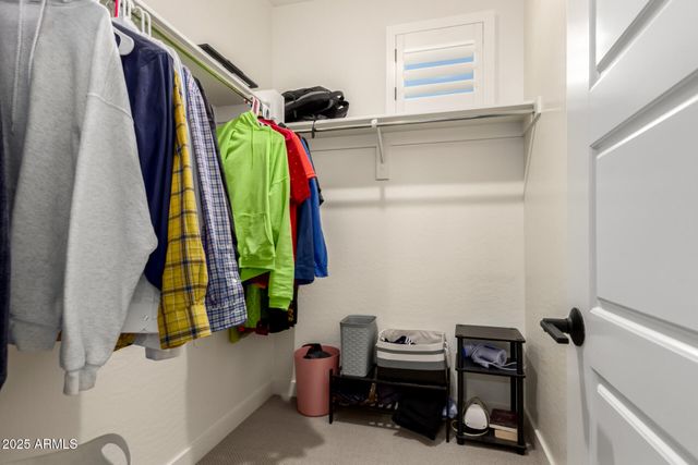 1501 E RAKESTRAW Lane, Gilbert, AZ 85298