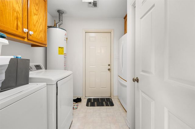 704 Bormann Street, Brenham, TX 77833