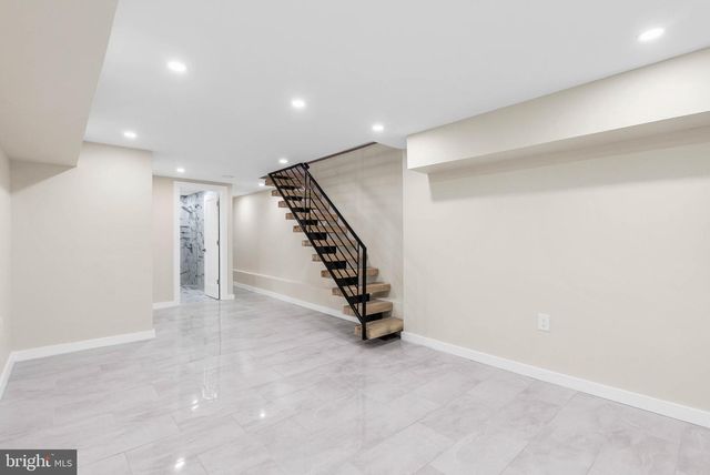 5511 PINE ST, Philadelphia, PA 19143