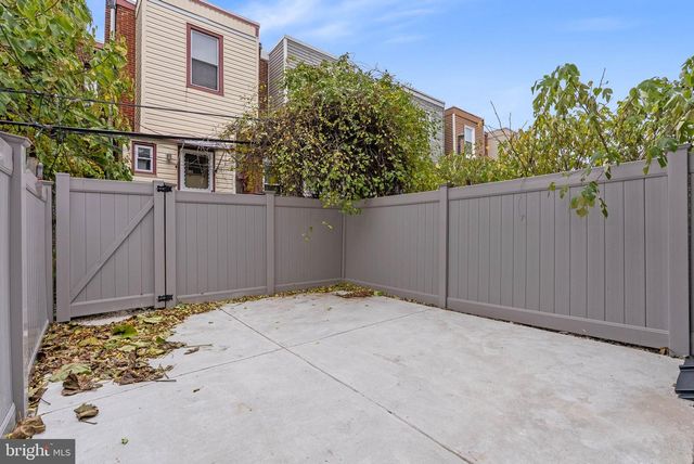 5511 PINE ST, Philadelphia, PA 19143