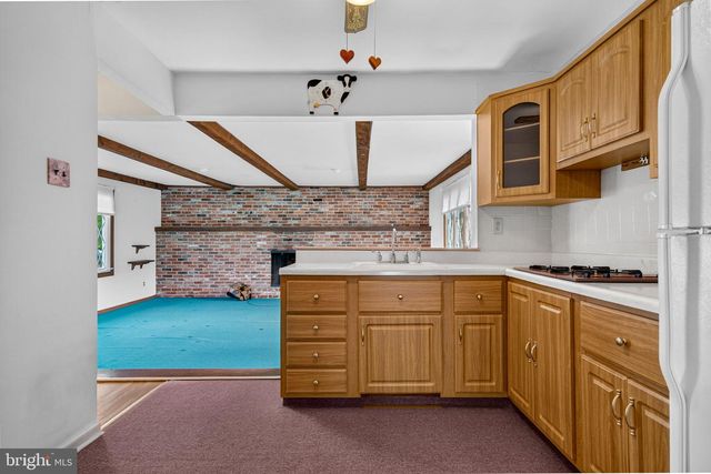 19 HILLSIDE RD, Stratford, NJ 08084