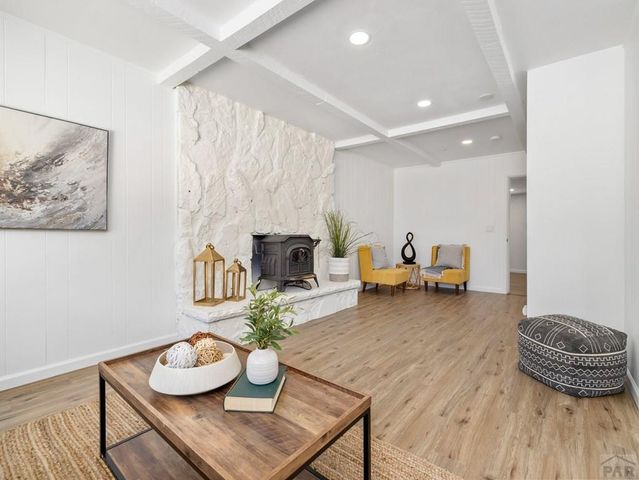 62 Louis Nelson Rd, Pueblo, CO 81001