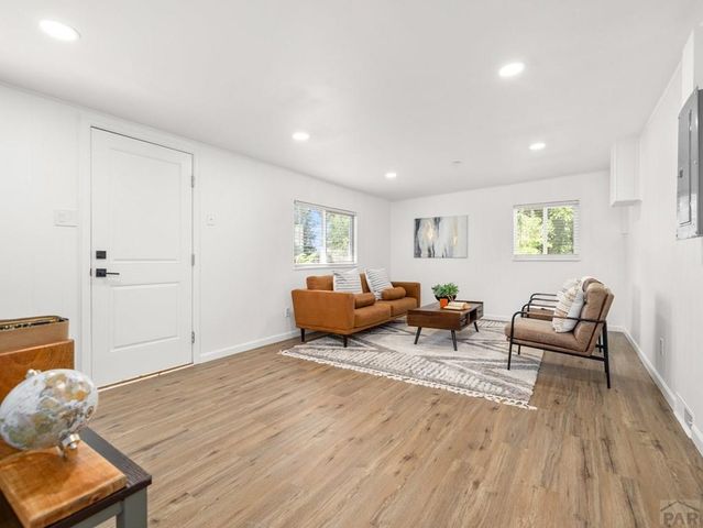 62 Louis Nelson Rd, Pueblo, CO 81001