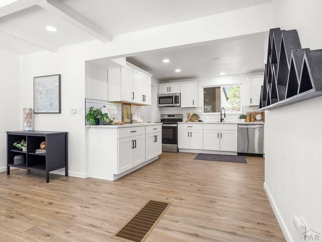 62 Louis Nelson Rd, Pueblo, CO 81001